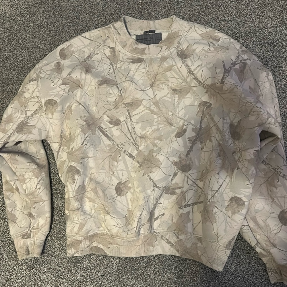 Abercrombie sweatshirt